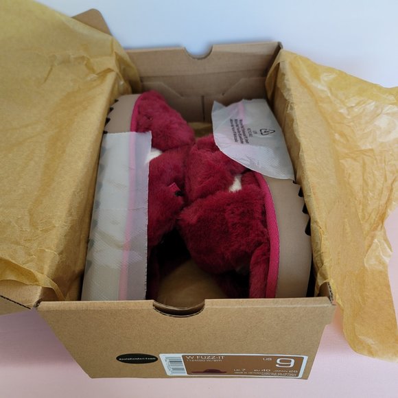 KOOLABURRA BY UGG Women’s Fuzz-It Faux-Fur Slipper Sandals-Berry color. Size 9M⭐ - Picture 15 of 15